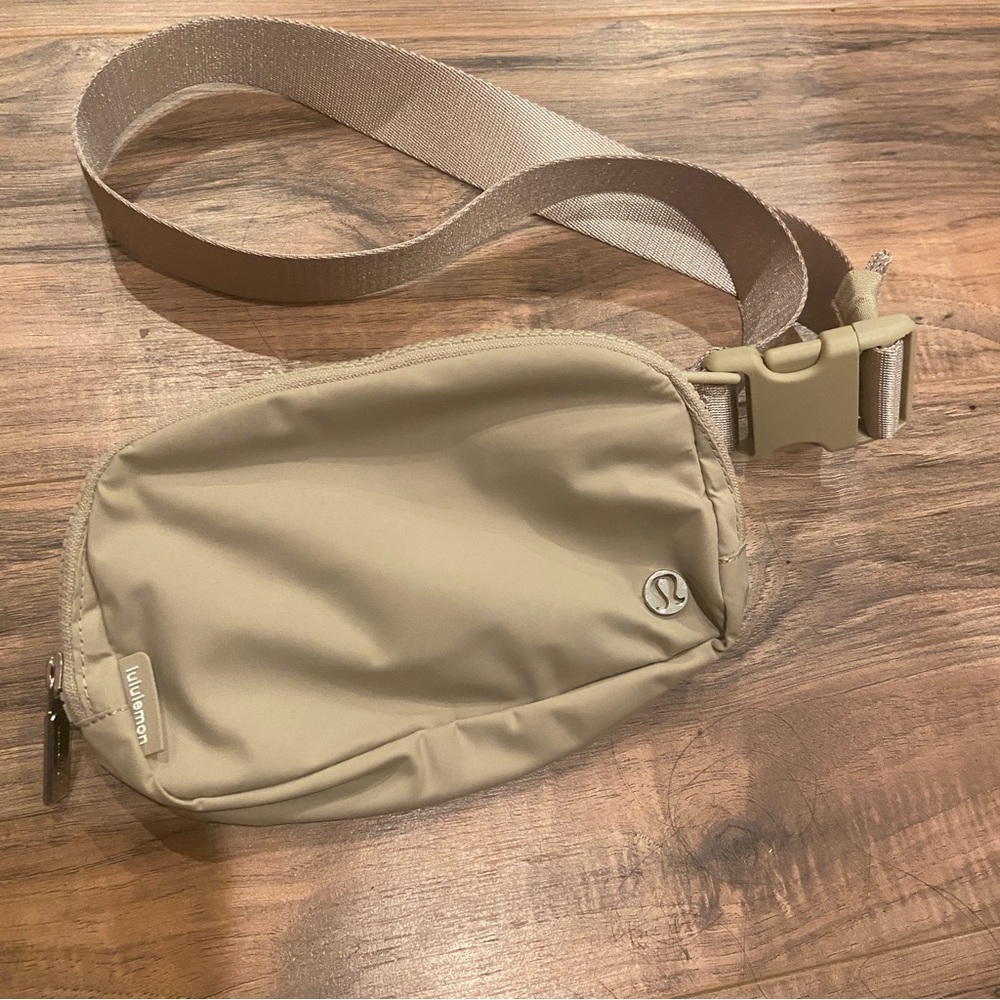 Trench 1L Belt Bag - Lululemon Belt Bag